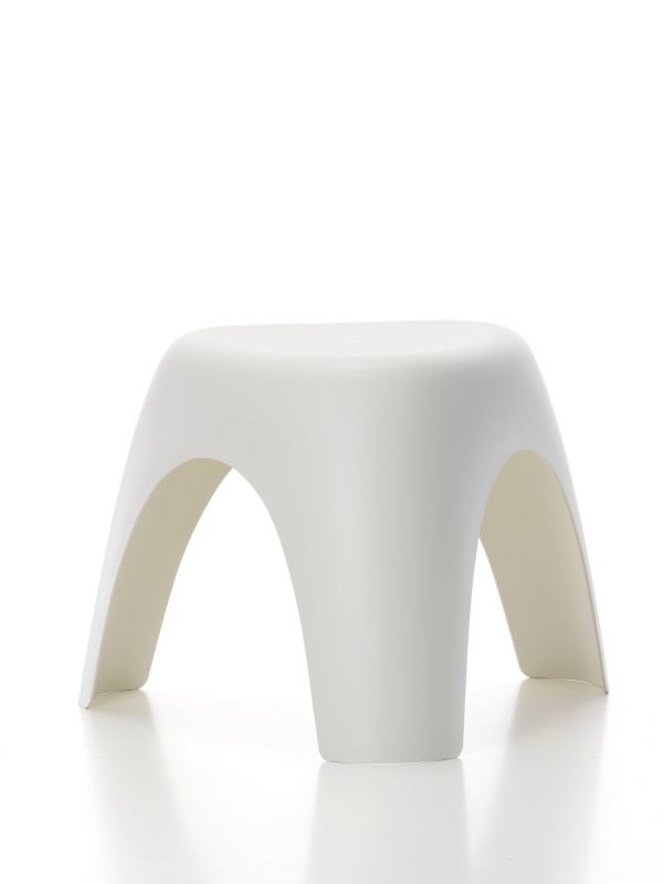 Weißer Elephant Stool Hocker von Vitra, moderner Designhocker für Kinder und Erwachsene.
